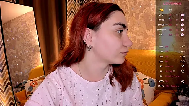 Snapshot of hannacheekss_ chatting on 10, 6, 2026 hannacheekss online show from 10, 6, 2026