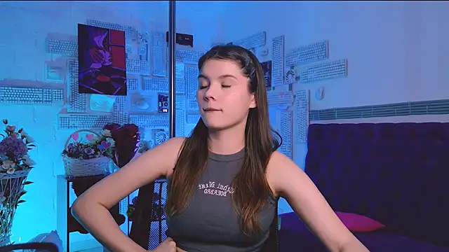 EvaThopson online show from 28, 2, 2025