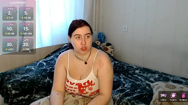 Snapshot of BettyandRich_ chatting on 6, 1, 2025 BettyandRich online show from 6, 1, 2025