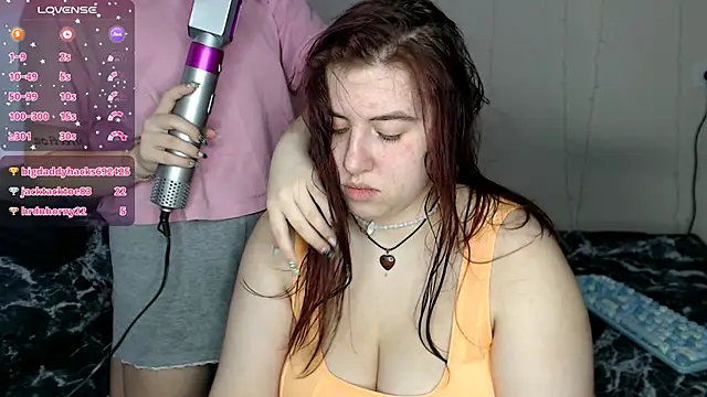 Snapshot of BettyandRich_ chatting on 9, 2, 2025 BettyandRich online show from 9, 2, 2025