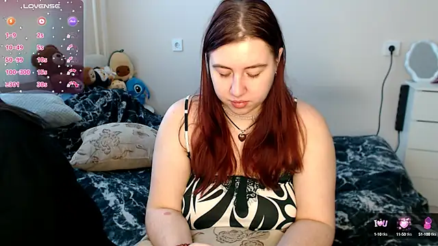 Snapshot of BettyandRich_ chatting on 4, 3, 2025 BettyandRich online show from 4, 3, 2025