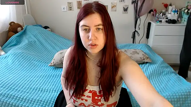 Snapshot of BettyandRich_ chatting on 9, 10, 2025 BettyandRich online show from 9, 10, 2025