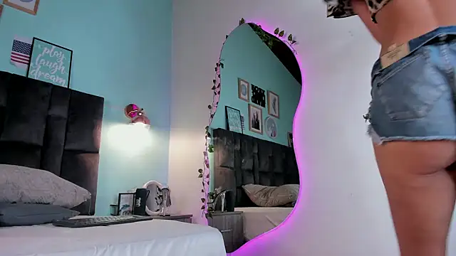 ChanelAdamss  online show from 22, 3, 2025