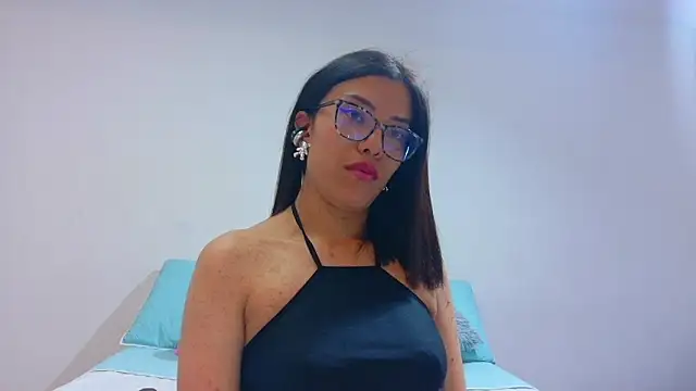  lucysmith online show from 2, 10, 2025