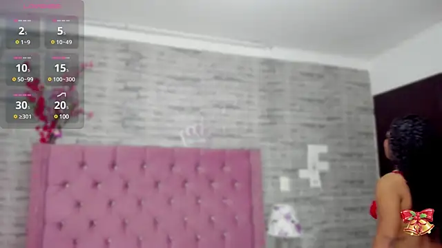 NahiaraReina online show from 30, 12, 2024