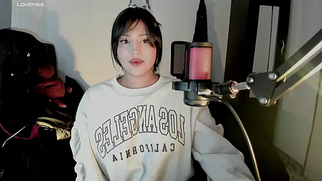 Snapshot of Ju_Kyung chatting on 7, 3, 2025 Ju Kyung online show from 7, 3, 2025