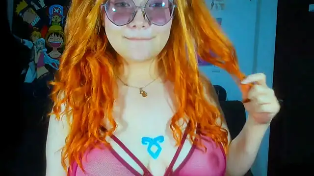 Snapshot of Lily_stone04 chatting on 1, 3, 2025 Lily stone04 online show from 1, 3, 2025