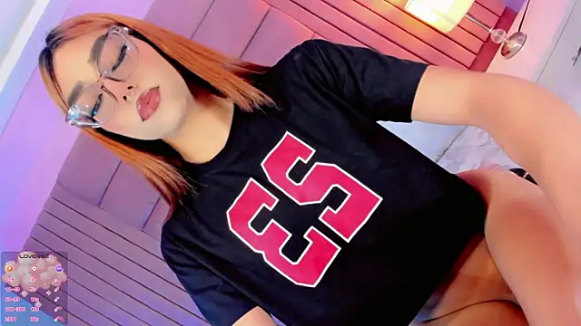 Snapshot of Baddinner chatting on 3, 4, 2026 Baddinner online show from 3, 4, 2026