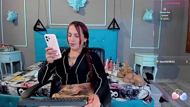 Snapshot of engel_devil chatting on 25, 6, 2026 engel devil online show from 25, 6, 2026