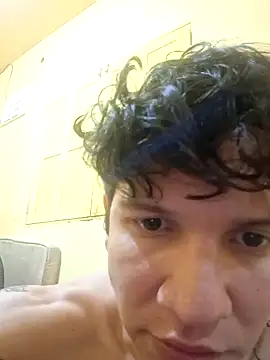 Snapshot of casal_coundray chatting on 12, 12, 2024 casal coundray online show from 12, 12, 2024