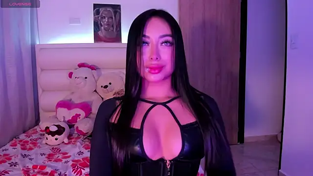 Snapshot of gaby_desire777 chatting on 19, 10, 2025 gaby desire777 online show from 19, 10, 2025