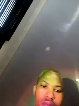 Snapshot of BlueIceCube chatting on 15, 10, 2025 BlueIceCube online show from 15, 10, 2025