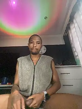 Snapshot of BlueIceCube chatting on 28, 11, 2025 BlueIceCube online show from 28, 11, 2025