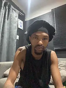 Snapshot of BlueIceCube chatting on 22, 12, 2025 BlueIceCube online show from 22, 12, 2025