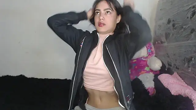 skinny sweet2411 online show from 2, 12, 2025