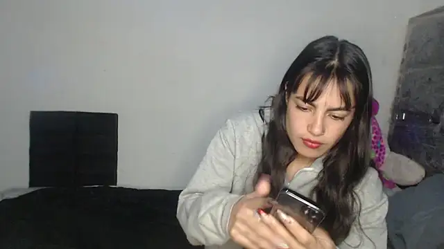 Snapshot of skinny_sweet2411 chatting on 18, 4, 2026 skinny sweet2411 online show from 18, 4, 2026