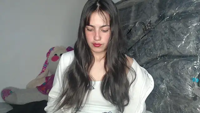 Snapshot of skinny_sweet2411 chatting on 23, 4, 2026 skinny sweet2411 online show from 23, 4, 2026