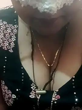 Snapshot of seemi_bhabhi chatting on 14, 2, 2025 seemi bhabhi online show from 14, 2, 2025