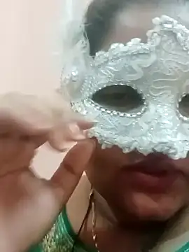 Snapshot of seemi_bhabhi chatting on 22, 2, 2025 seemi bhabhi online show from 22, 2, 2025