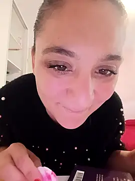 Snapshot of Nell-X chatting on 3, 5, 2026 Nell-X online show from 3, 5, 2026