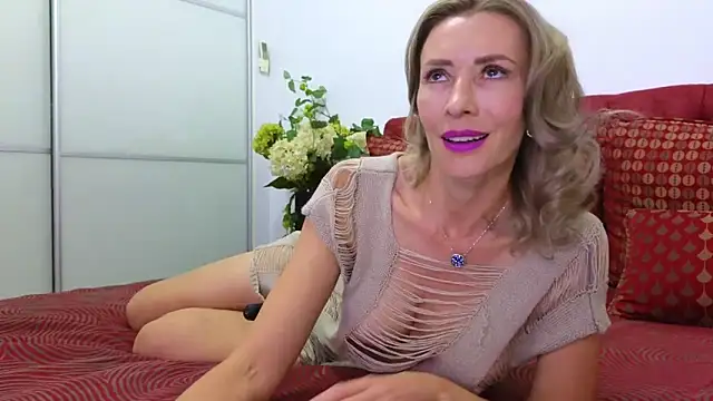  Maddalena  online show from 28, 9, 2025