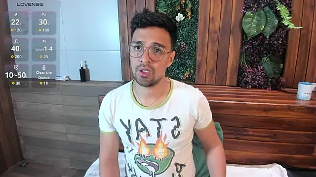 Snapshot of Edward_max chatting on 9, 2, 2026 Edward max online show from 9, 2, 2026