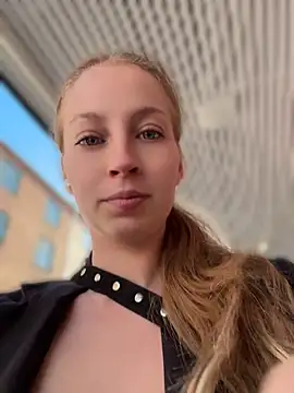 Hr Frk Olsen online show from 24, 4, 2026