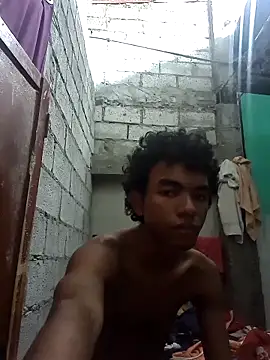 Reynold2608 online show from 10, 9, 2025