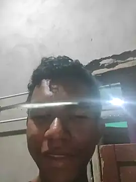 Snapshot of Reynold2608 chatting on 31, 7, 2026 Reynold2608 online show from 31, 7, 2026