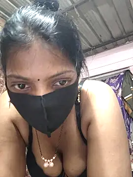 queensenorita online show from 28, 2, 2026