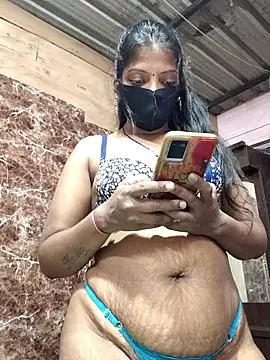 queensenorita online show from 22, 3, 2026