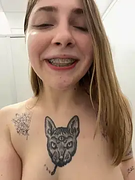 Sunny   Bunny online show from 22, 2, 2025