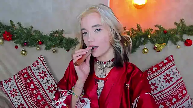 as1an girlfriend online show from 19, 12, 2024