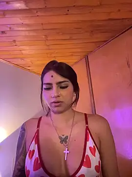 Hilary pinkk online show from 8, 3, 2026