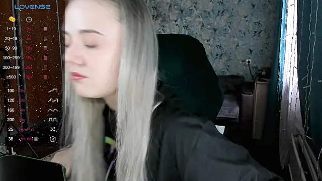 Your small bunny online show from 27, 1, 2025