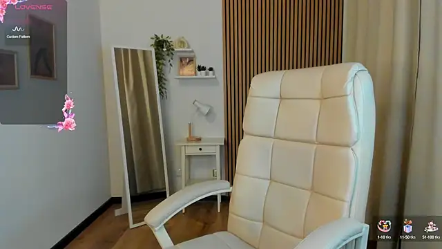 margeriTirell online show from 11, 9, 2025