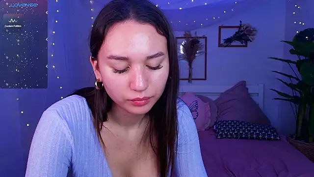 margeriTirell online show from 10, 10, 2025