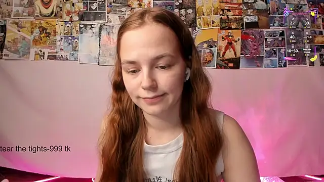 Snapshot of Fox_Lisa chatting on 13, 10, 2025 Fox Lisa online show from 13, 10, 2025