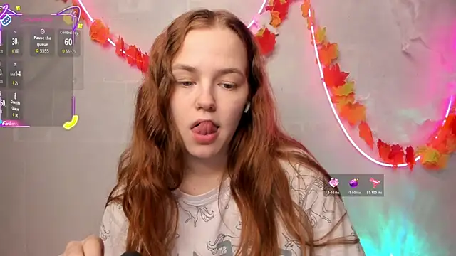 Snapshot of Fox_Lisa chatting on 19, 10, 2025 Fox Lisa online show from 19, 10, 2025
