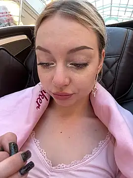 Snapshot of melissa_grr chatting on 6, 2, 2026 melissa grr online show from 6, 2, 2026