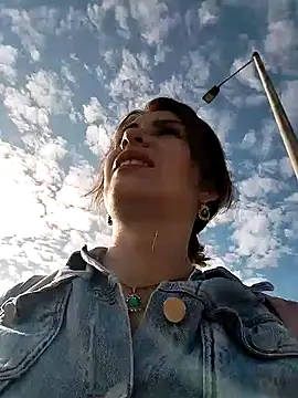 Alysson-- online show from 23, 1, 2025