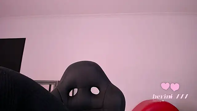 Snapshot of AmberiniHoffman chatting on 12, 6, 2026 AmberiniHoffman online show from 12, 6, 2026