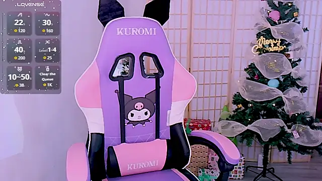 Snapshot of desiregirl69 chatting on 8, 12, 2024 desiregirl69 online show from 8, 12, 2024