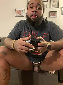 Snapshot of Pap1_Champo chatting on 1, 1, 2025 Pap1 Champo online show from 1, 1, 2025