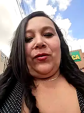 Snapshot of sara_pineros chatting on 28, 1, 2025 sara pineros online show from 28, 1, 2025