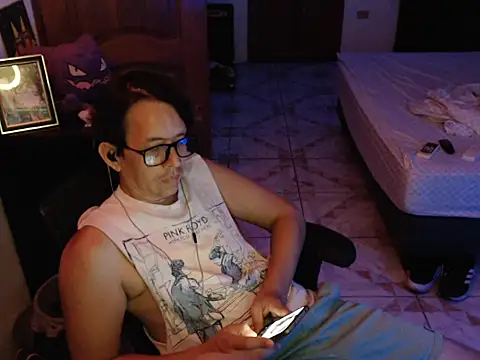 Snapshot of Pit_xxz chatting on 12, 10, 2025 Pit xxz online show from 12, 10, 2025