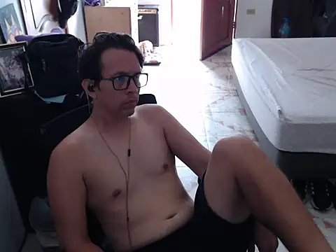 Snapshot of Pit_xxz chatting on 20, 10, 2025 Pit xxz online show from 20, 10, 2025