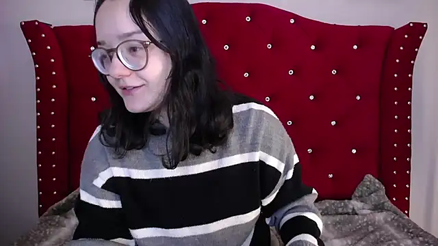 Snapshot of charlotte1-ls chatting on 28, 2, 2025 charlotte1-ls online show from 28, 2, 2025