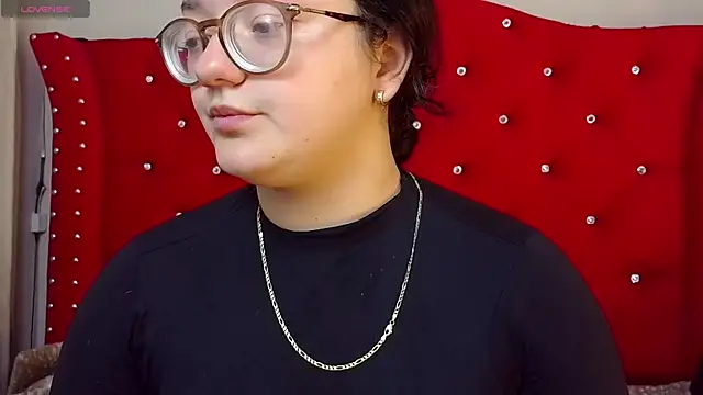 Snapshot of charlotte1-ls chatting on 17, 9, 2025 charlotte1-ls online show from 17, 9, 2025