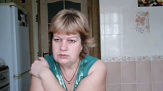 Snapshot of Ettie_Tonia chatting on 13, 1, 2025 Ettie Tonia online show from 13, 1, 2025